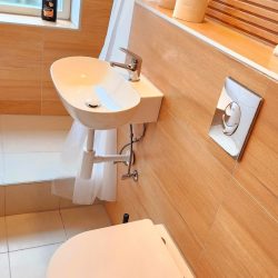 0f9bfab7-1408-4199-884e-9e31f4402050