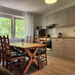 47e657e3-05f5-4b2b-9087-49d51483a48b