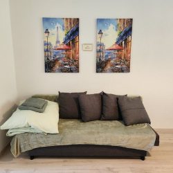 b5d6bbb5-cf00-4e29-b189-306058a7a7d1